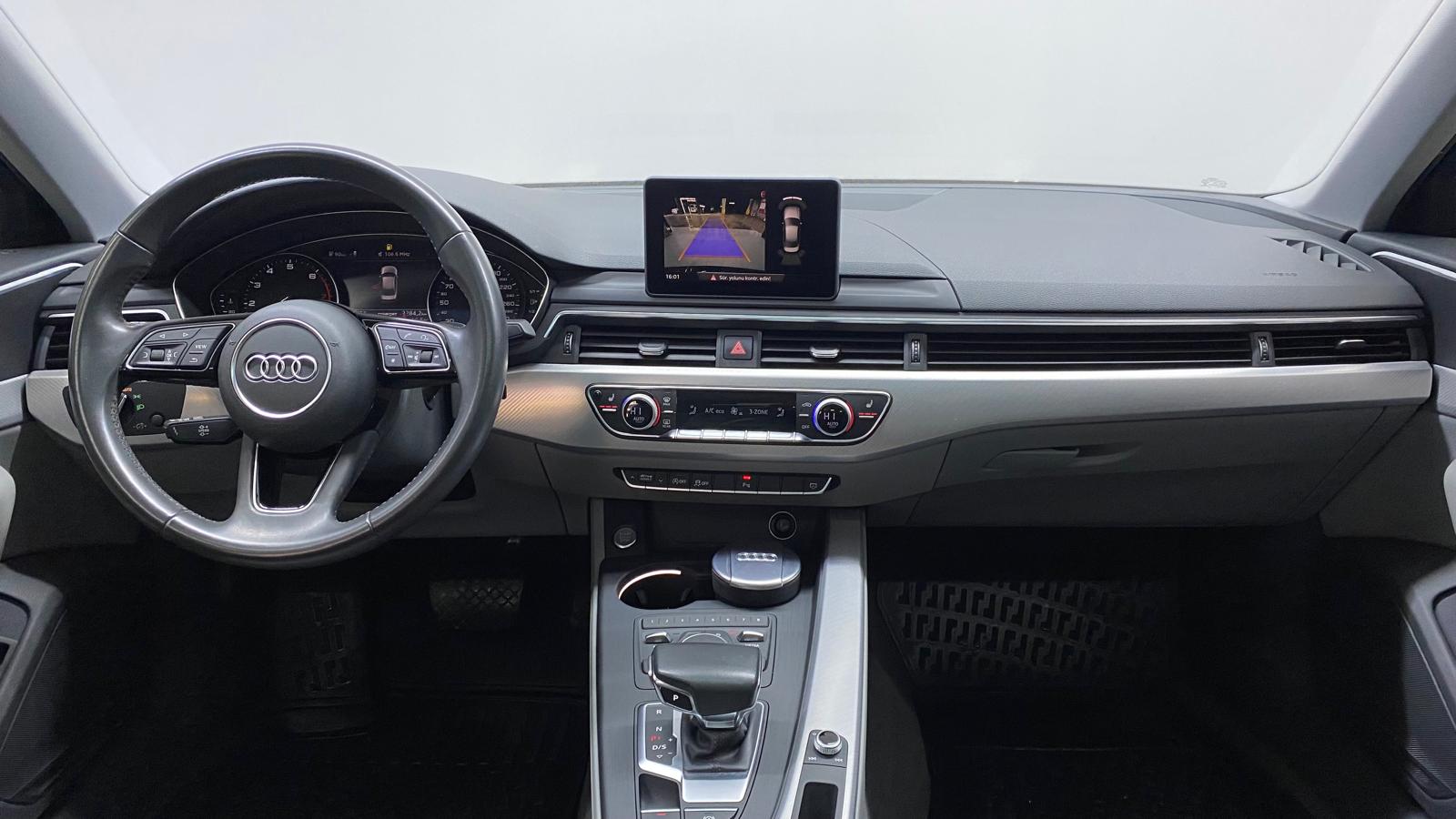 AUDI A4 10